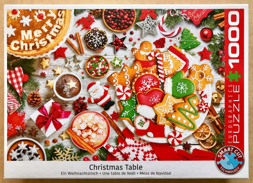 Yoolianna Christmas Table 01.jpg